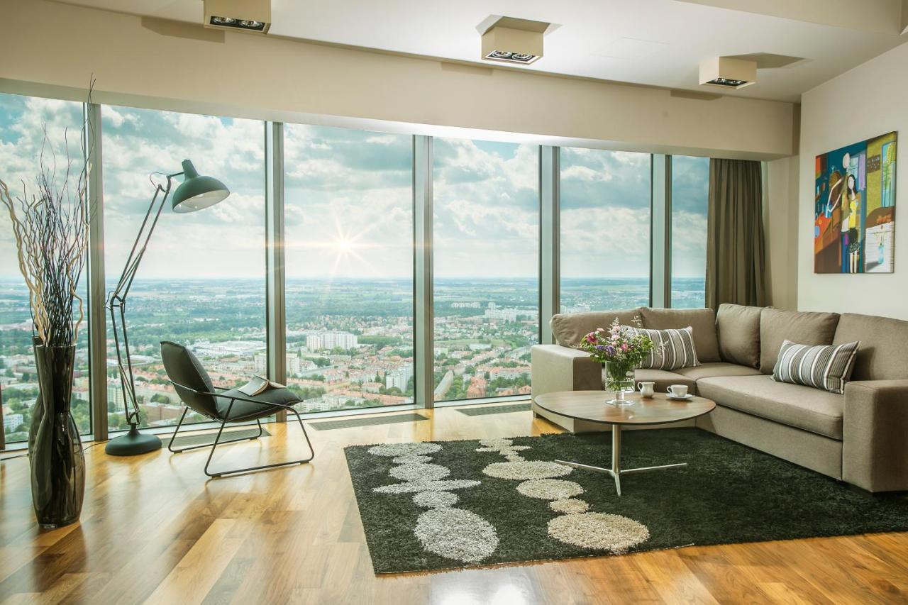 Apartamenty Sky Tower ヴロツワフ エクステリア 写真