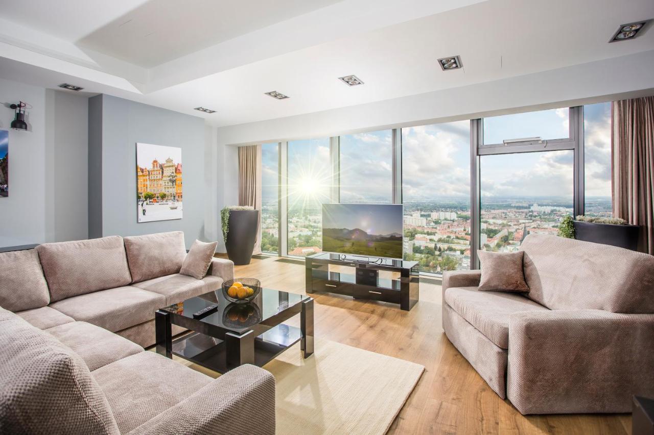 Apartamenty Sky Tower ヴロツワフ エクステリア 写真